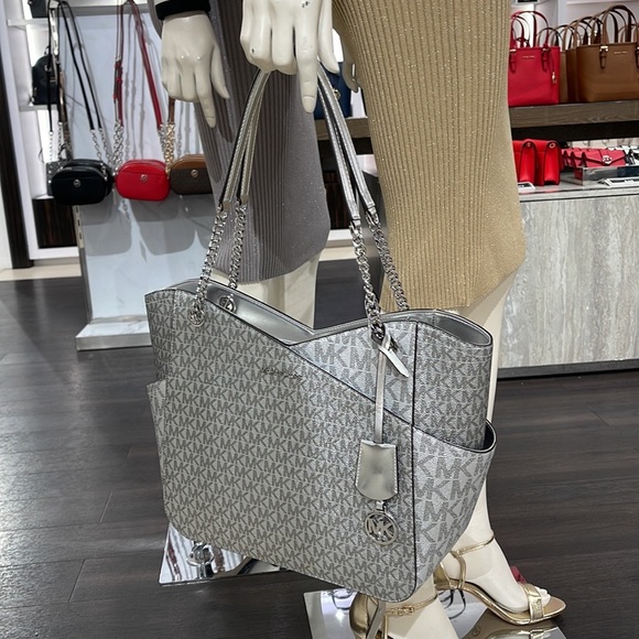 Michael Kors Jet Set Travel Large Chained Tote Shoulder Bag MK 
Silver

NWT - Picture 2 of 16